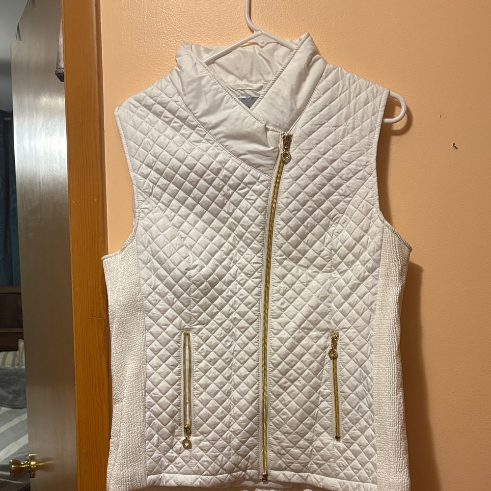 Elegant White Quilted Vest with Gold Details